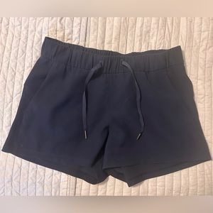 Lululemon on the fly shorts
